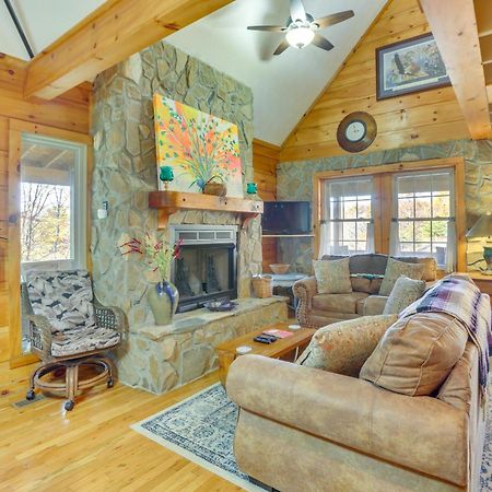 Charming Fancy Gap Cabin With Deck And Gas Grill! Exterior photo