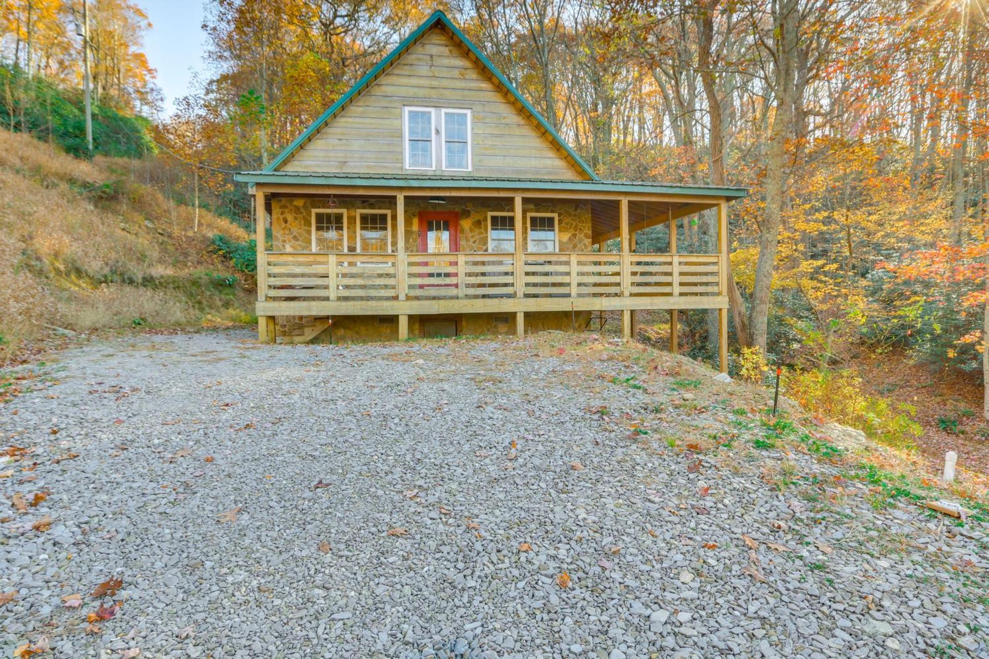 Charming Fancy Gap Cabin With Deck And Gas Grill! Exterior photo